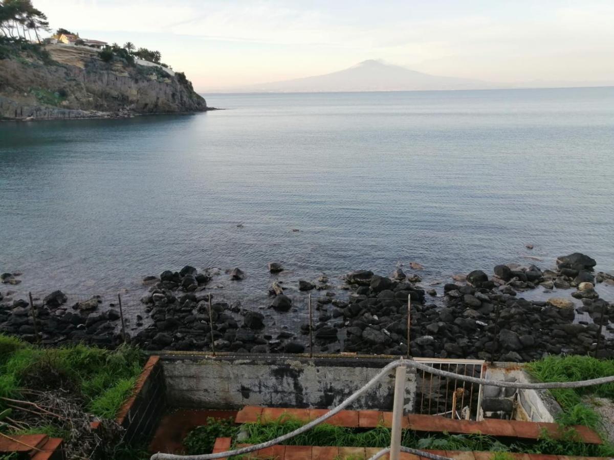 Villa La Vista - Baia Del Gambero เอากุสตา ภายนอก รูปภาพ